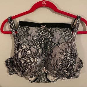Cacique Boost Plunge White and Black Lace Bra With Cotton Full Brief Match